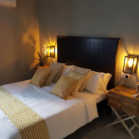 Casa 44 Bed and breakfast Alhaurín el Grande