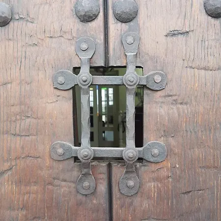 Alojamento de Acomodação e Pequeno-almoço Casa 44 4*